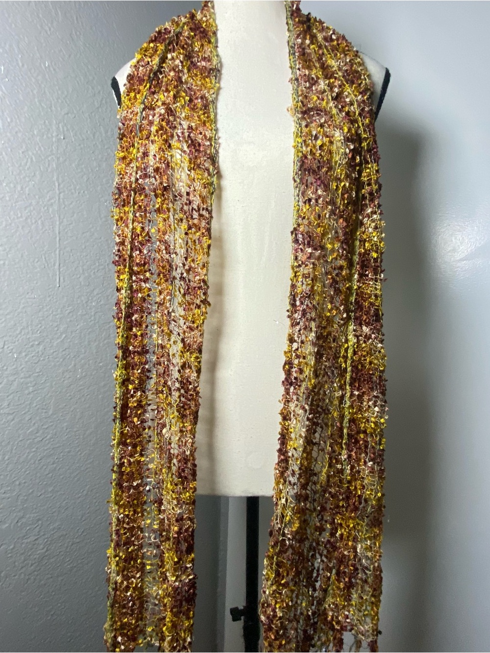 Y2K Yellow Burgundy & Tan Textured Knit Fringe Scarf